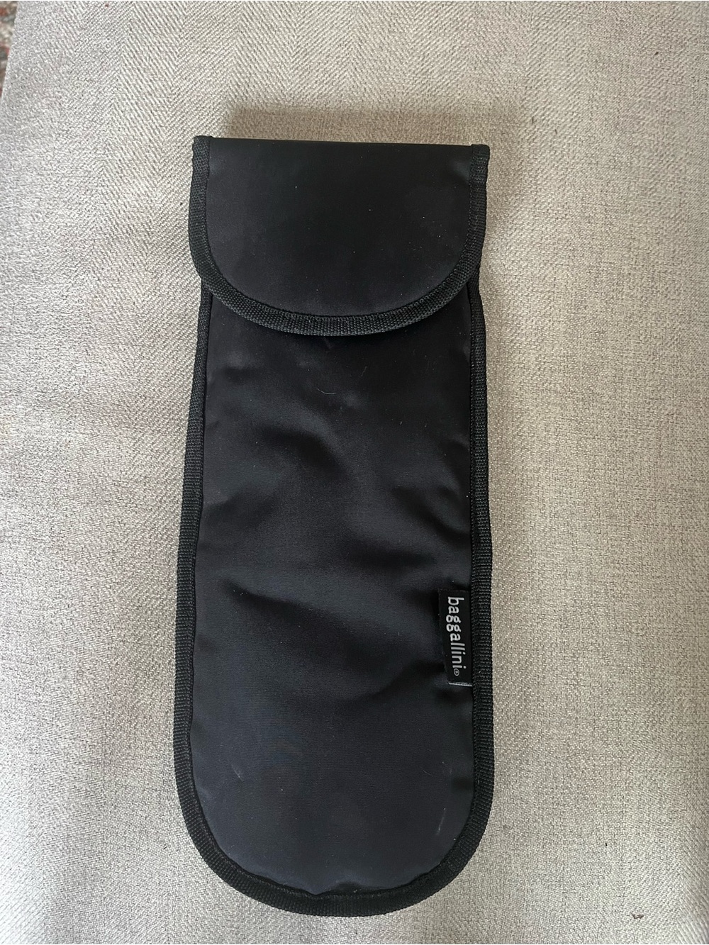 Baggallini flat iron bag